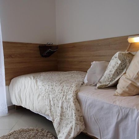 Apartments Topic نين المظهر الخارجي الصورة
