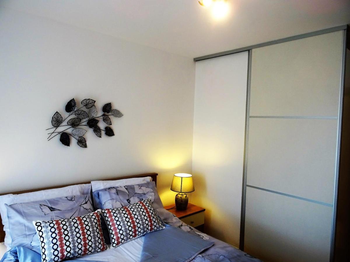 Apartments Topic نين المظهر الخارجي الصورة