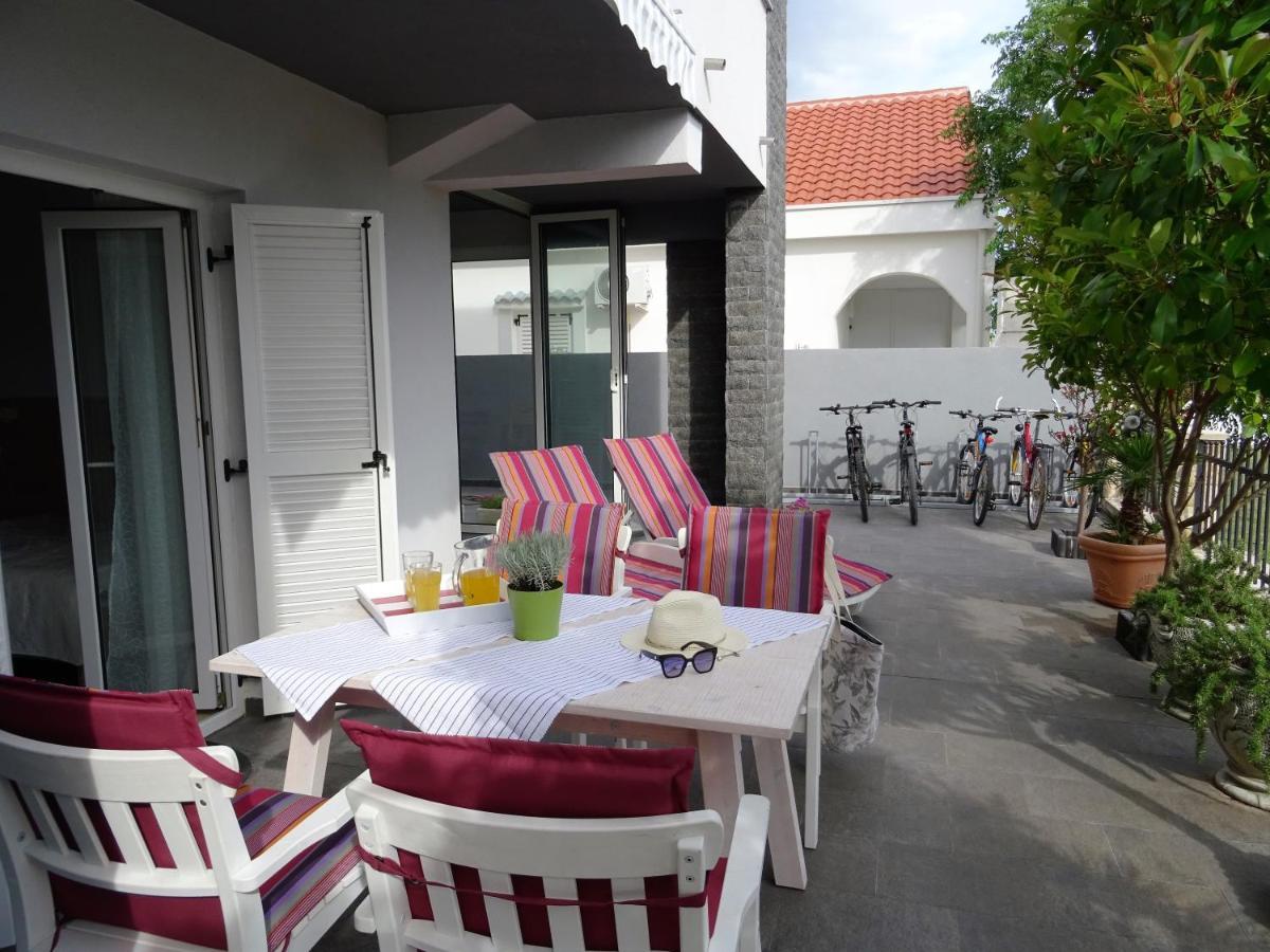 Apartments Topic نين المظهر الخارجي الصورة
