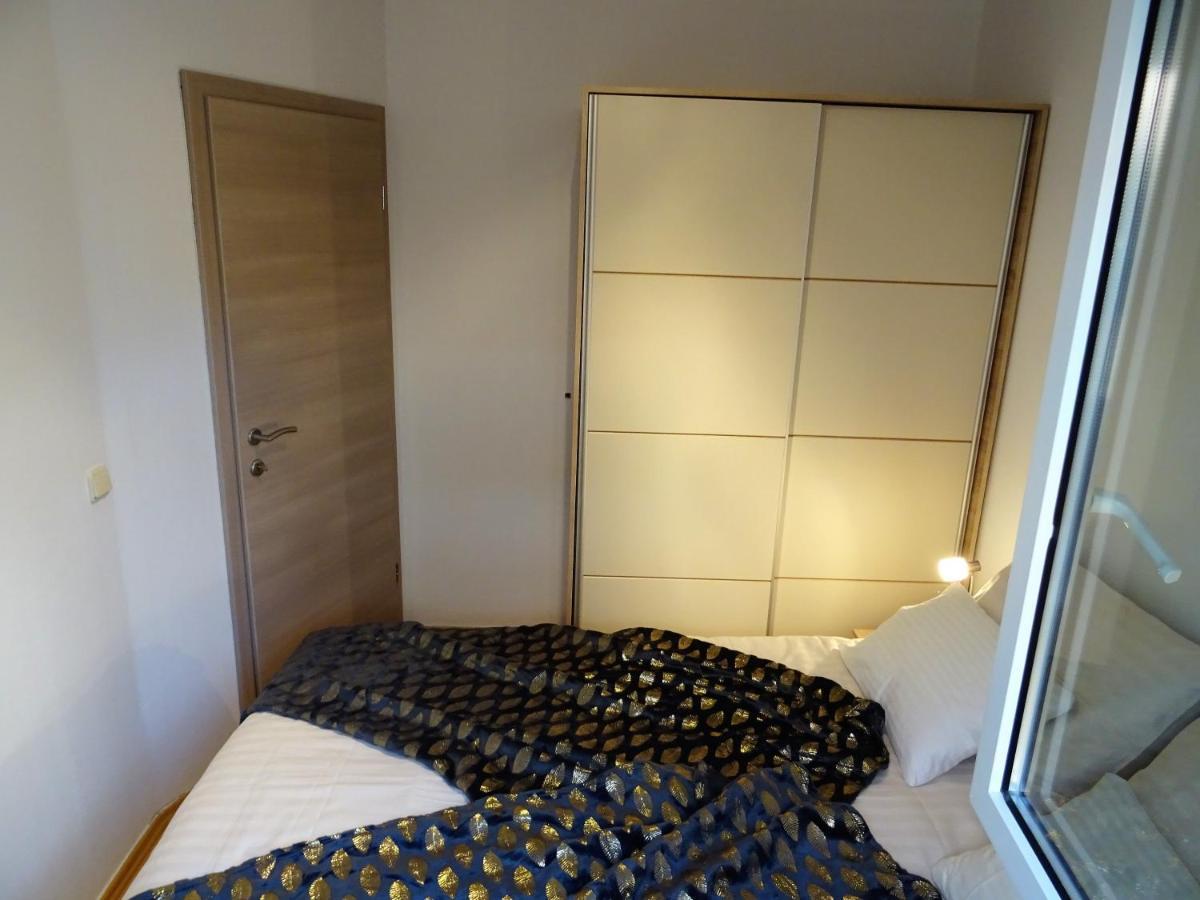 Apartments Topic نين المظهر الخارجي الصورة
