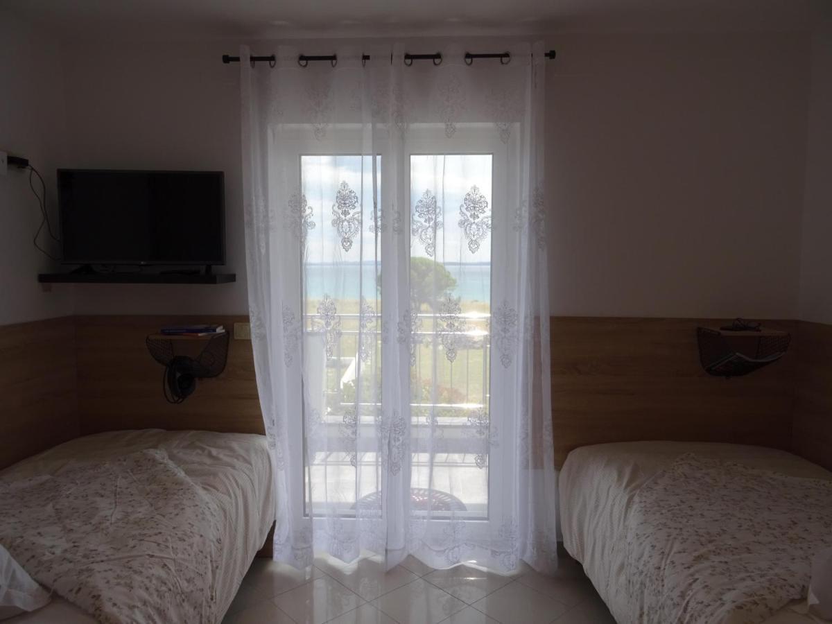 Apartments Topic نين المظهر الخارجي الصورة