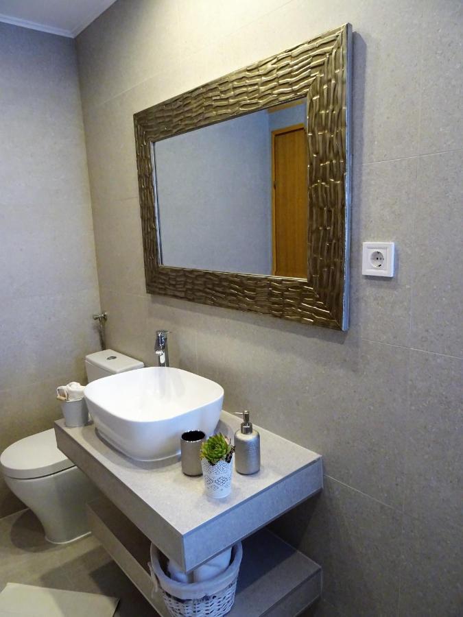 Apartments Topic نين المظهر الخارجي الصورة